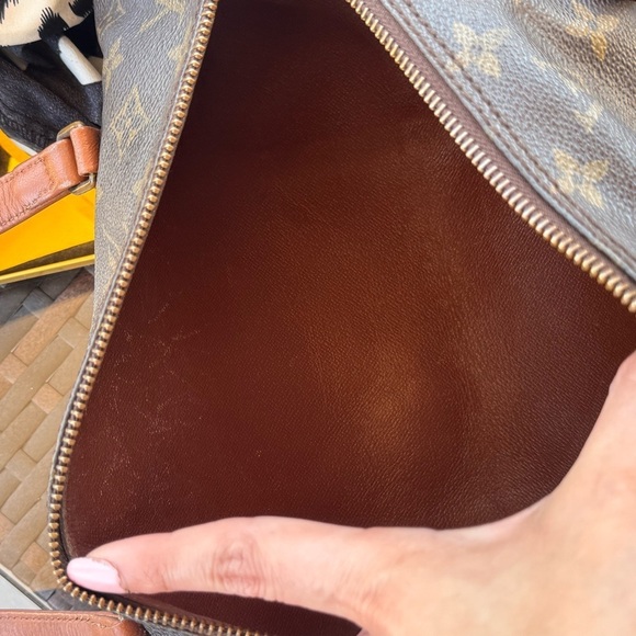 Authentic Louis Vuitton Papillon 30 with Companion - Picture 8 of 15